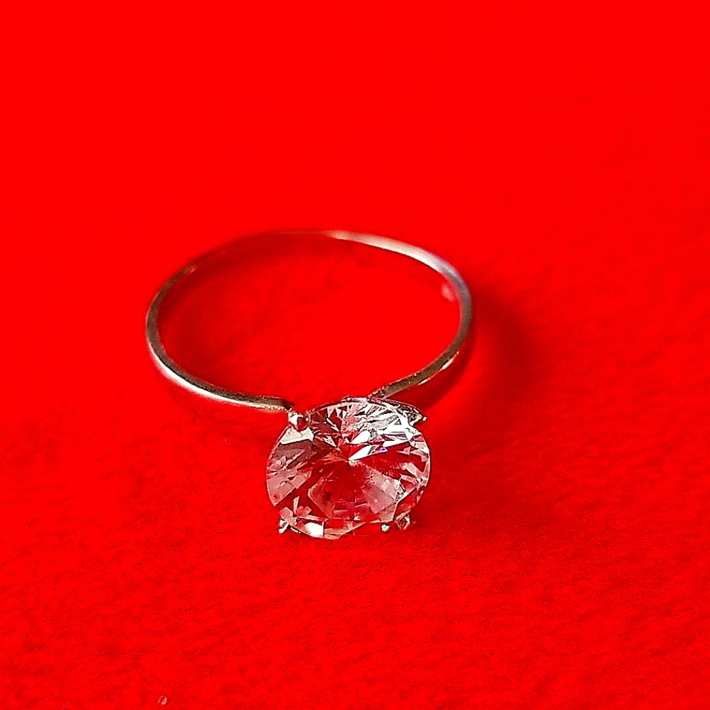 Silver ring with cubic zirconia